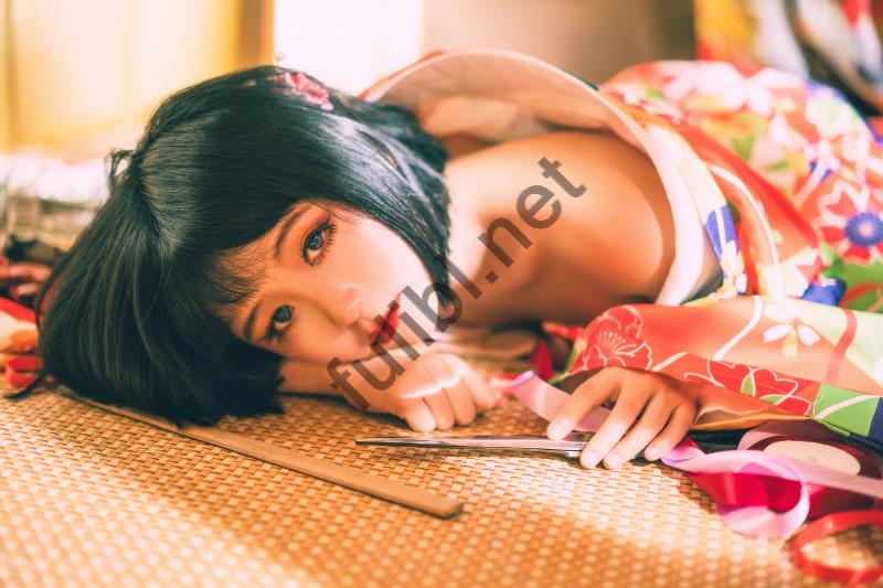 摄影师@黄金二逼王 - 如梦巫女娘[45P/584M]